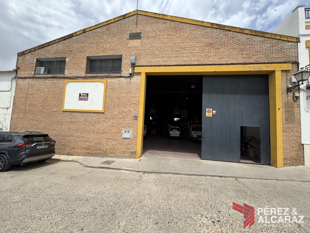 Nave Industrial en C/ Barranco.